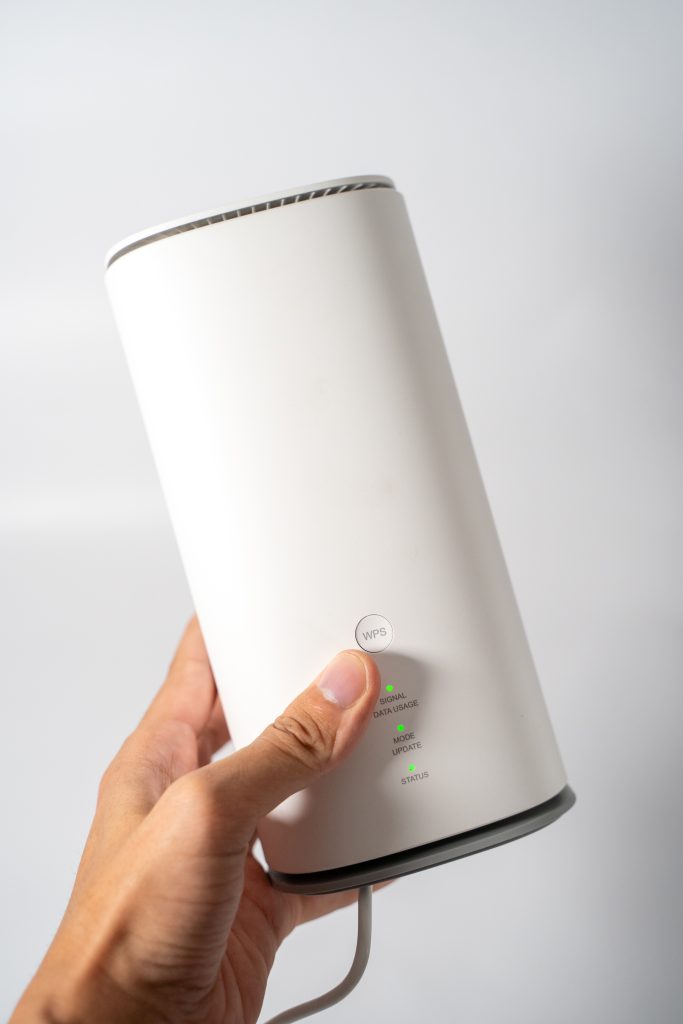 WiMAX Speed Wi-Fi HOME 5G L13のサイズ