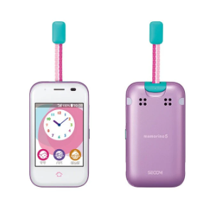 auのキッズ携帯は2種類！小学生は「マモリーノ6」中学生からはスマホに