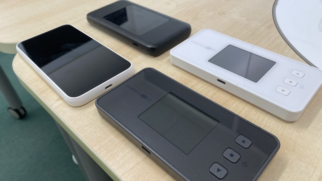 様々なポケット型WiFi