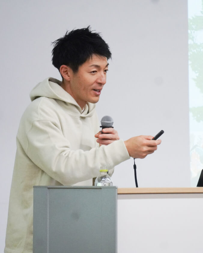 福井工業大学での当社代表岩井の講義の様子